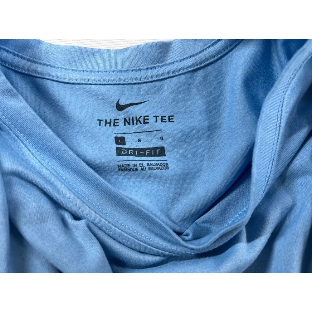 Nike Dri-FIT Mens Long Sleeve Training Shirt Light Blue Swoosh Logo Large